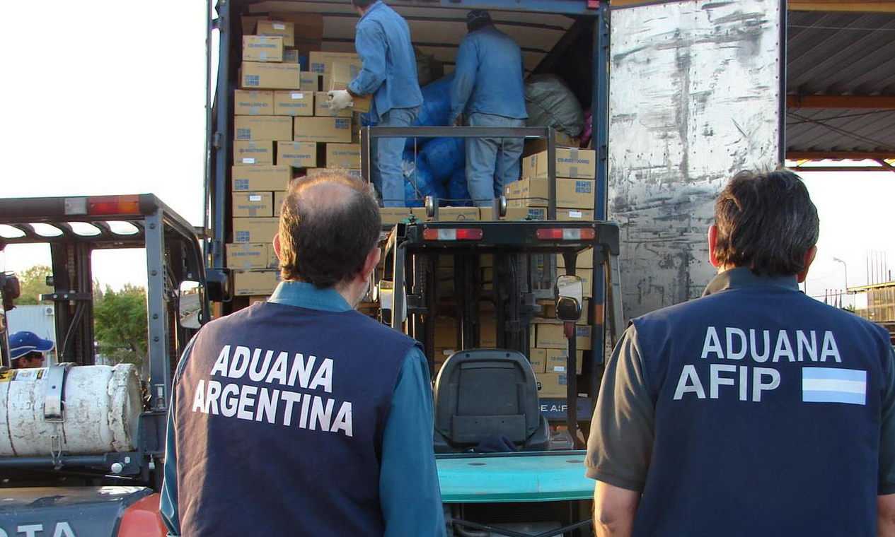 La Aduana denunci m s de 2.800 maniobras abusivas en el comercio