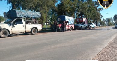Caminera intervino a 3 camionetas por transportar residuos peligrosos con irregularidades
