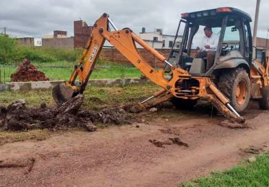 La Municipalidad de Resistencia ejecuta trabajos de limpieza y mantenimiento en lagunas y desagües