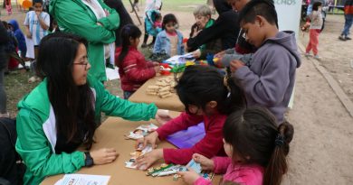 Resistencia: tarde de pelis llevó alegría y merienda al barrio Ángel de la Guarda