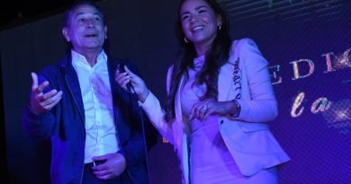 Barranqueras: color, baile y masiva participación en una nueva edición de la Fiesta de la Educación