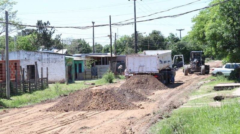 La Municipalidad de Barranqueras realizó trabajos de mantenimiento en las calles de la ciudad