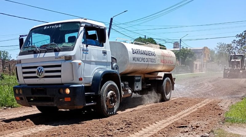 La Municipalidad de Barranqueras realiza trabajos de mantenimientos de calles