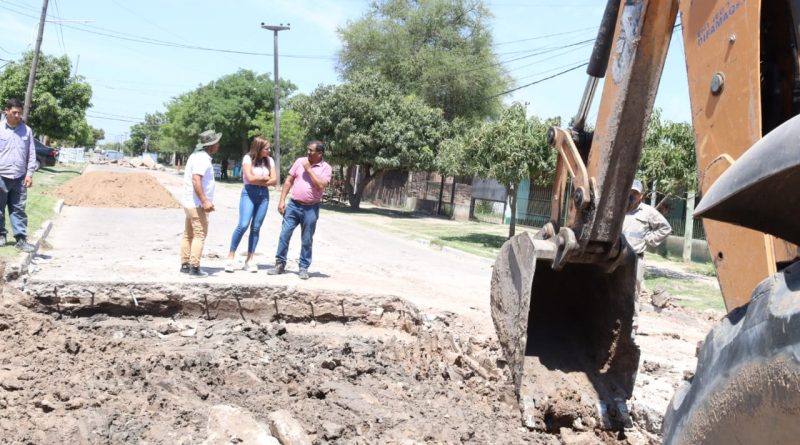 Avanza en Plan de Bacheo, trabajos en calle Tatané