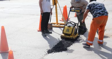 La Municipalidad de Resistencia repara baches con un nuevo producto de secado rápido