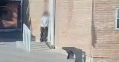 Una adolescente de 14 años se atrincheró en una escuela de Mendoza y disparó dos veces al aire